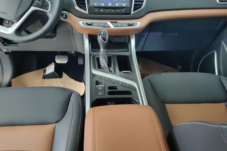 Used Geely Auto Vision X6 2018 1.4T CVT 4G Connected Luxury Version
