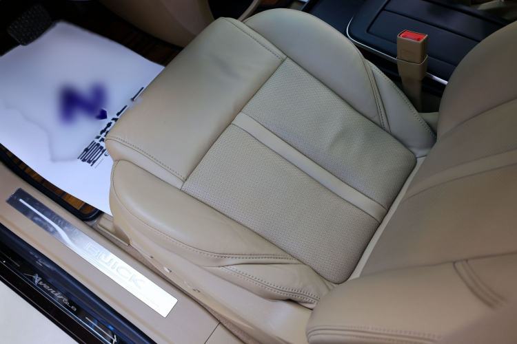 Used Buick GL8 2018 ES 28T Flagship Model China VI Standard
