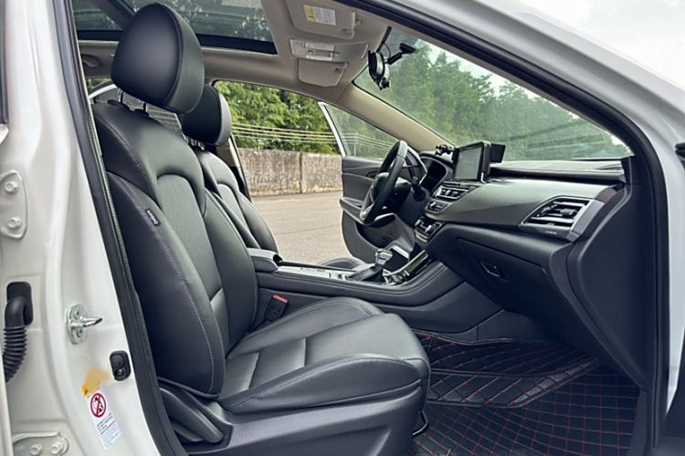 Used Changan Ruicheng CC 2021 Blue Whale Edition 1.5T DCT Prestige Model
