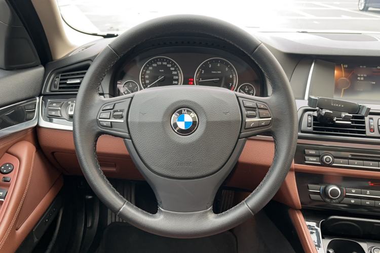 Used BMW 5 Series 2014 520Li Elegant Model