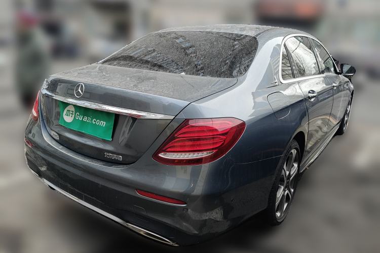 Used Mercedes-Benz E-Class 2016 E 300 L Sporty and Stylish Model