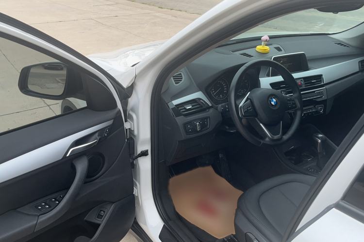 Used BMW X1 2016 sDrive18Li Premium Edition
