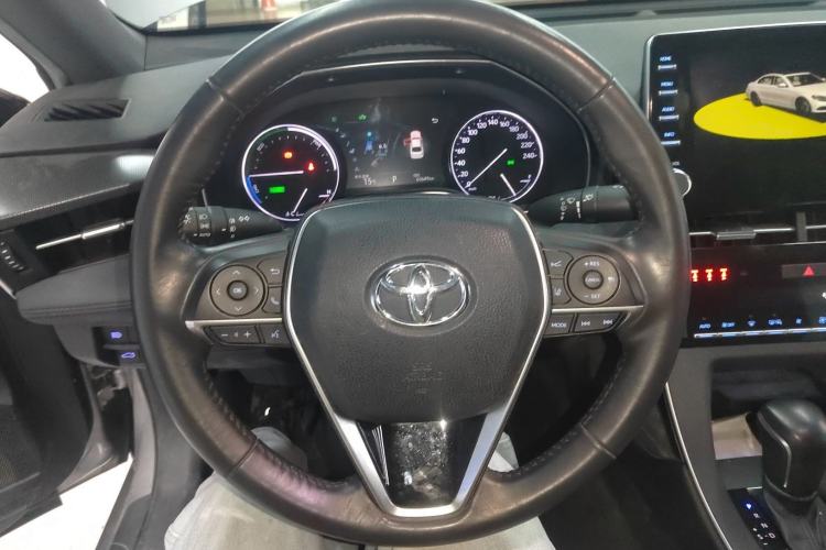 Used Toyota Avalon 2019 Dual-Engine 2.5L Luxury Edition China VI Standard
