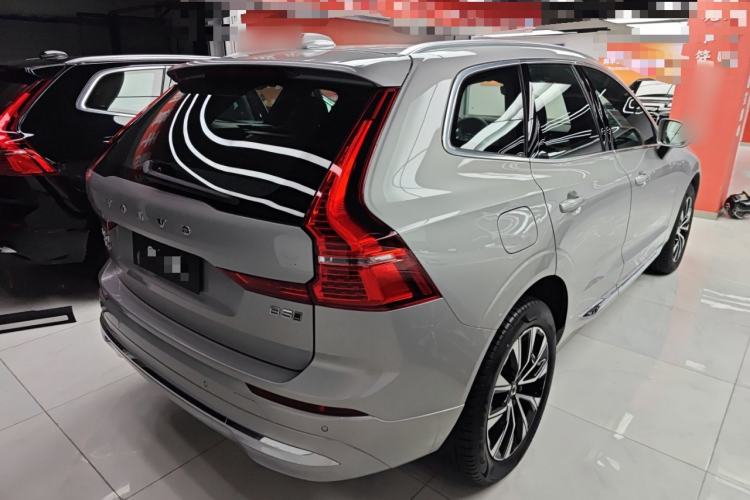 Used Volvo XC60 2025 B5 Four-Wheel Drive Smart & Advanced Luxury Edition
