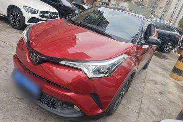 Used Toyota C-HR 2018 2.0L Leading with Sunroof China VI Standard