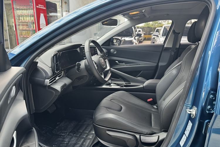 Used Hyundai Elantra 2021 1.5L CVT GLX Elite Edition
