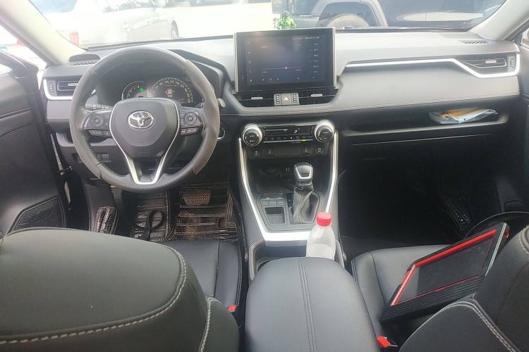 Used Toyota RAV4 2021 2.0L CVT Two-Wheel Drive Fashion PLUS Edition
