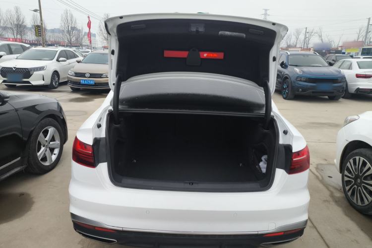 Used Audi A4L 2023 40 TFSI Fashion Dynamic Model
