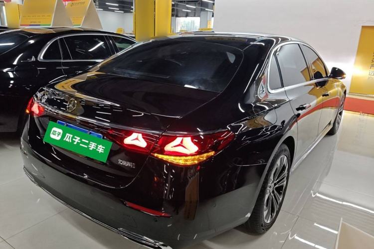 Used Mercedes-Benz E-Class 2025 Facelift E 300 L Luxury Edition
