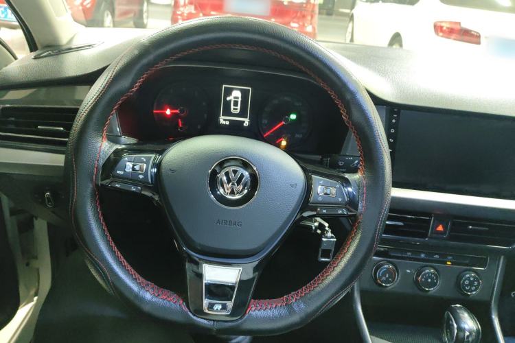 Used Volkswagen Lavida 2018 1.5L Automatic Fashion Edition China V Standard