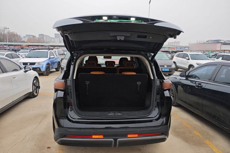 Used JETOUR Shanhai Shanhai L7 2024 1.5T 120 km MAX 7-Seater
