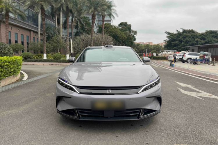 Used BYD Han 2025 DM-i Intelligent Driving Edition 125KM LiDAR Flagship Model
