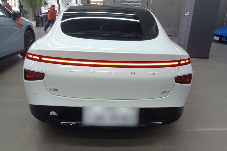 Used XPeng P7 2022 670N+