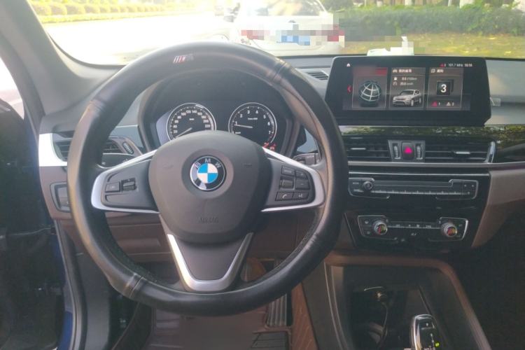 Used BMW X1 2020 sDrive25Li Leading Model
