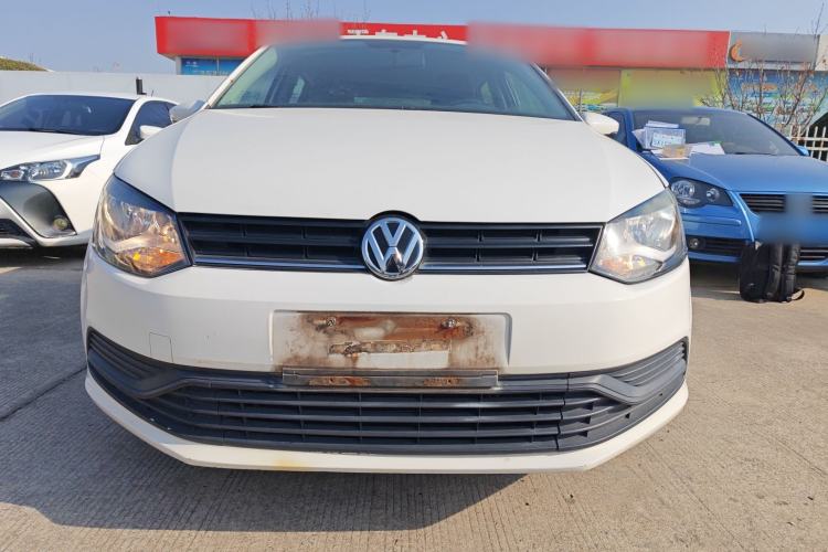 Used Volkswagen Polo 2016 1.4L Manual Fashion Model
