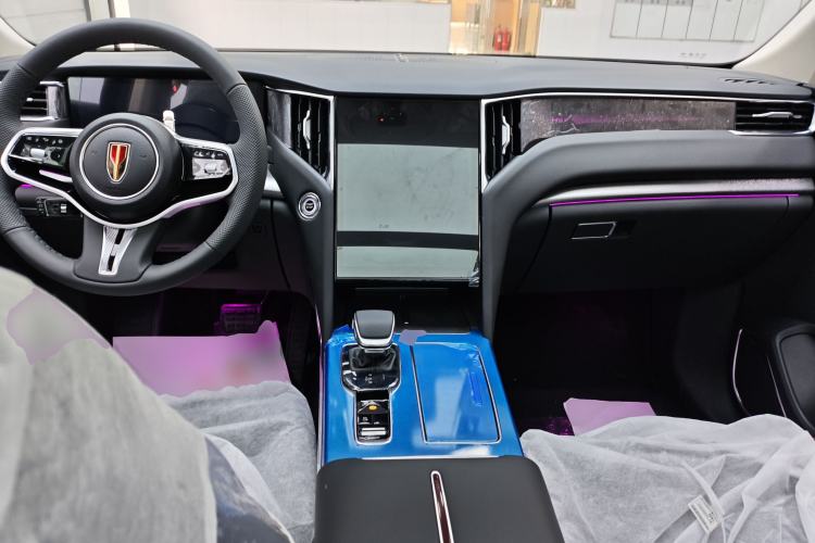 Used Hongqi HS7 PHEV 2025 Model 2.0T PHEV Four-Wheel Drive 2 Million Units Commemorative Edition 6-Seater