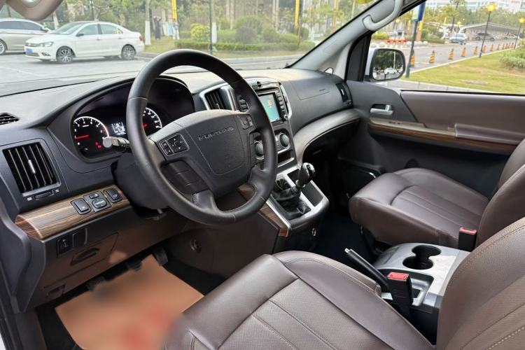Used FORTHING Lingzhi PLUS 2021 2.0L Manual Luxury 7-Seater

