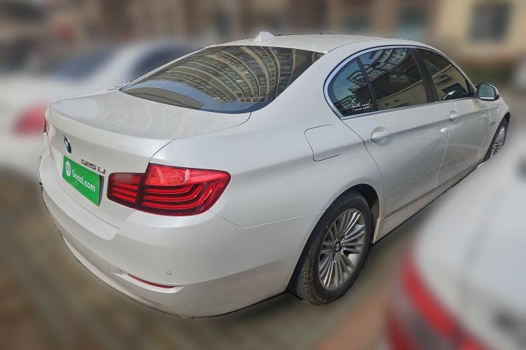 Used BMW 5 Series 2014 525Li Leading Model
