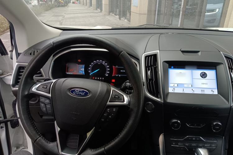 Used Ford Edge 2018 EcoBoost 245 Two-Wheel-Drive Titanium 7-Seater China VI Standard
