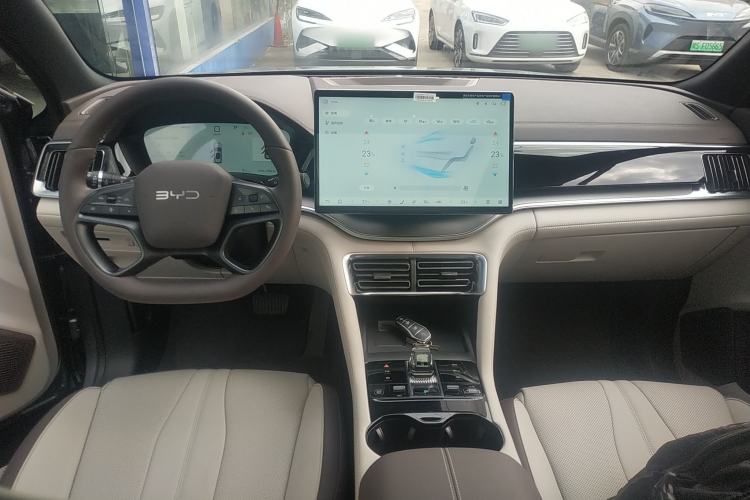 Used BYD Song PLUS New Energy 2025 DM-i Intelligent Driving 160KM Flagship Model
