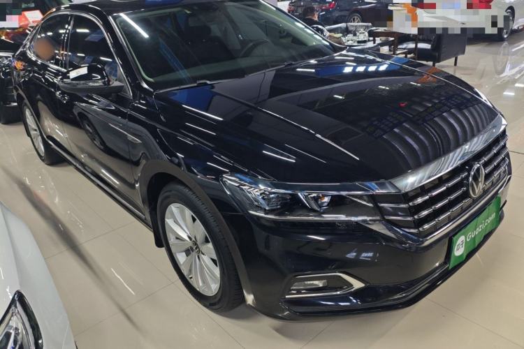 Used Volkswagen Passat 2020 330TSI Elite Edition China VI
