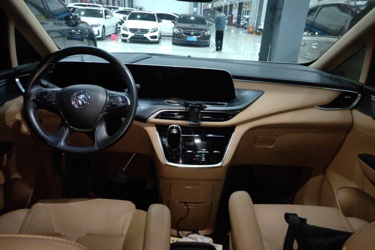 Used Buick GL8 2021 ES Landtrek 653T Luxury Model