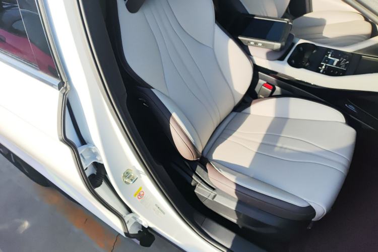 Used BYD Song PLUS New Energy 2024 Honor Edition EV 520km Premium Model