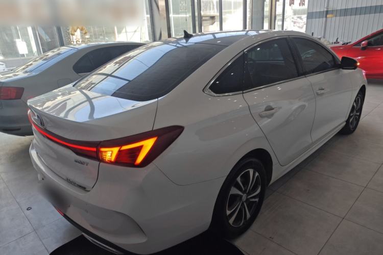 Used Changan Eado 2022 PLUS Blue Whale NE 1.4T GDI DCT Prestige Edition