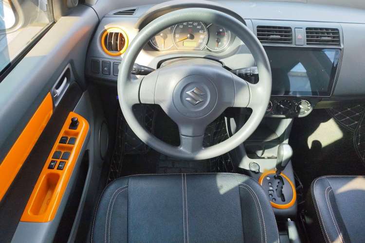 Used Suzuki Swift 2016 1.5L Automatic Fashionable Coolplay Edition
