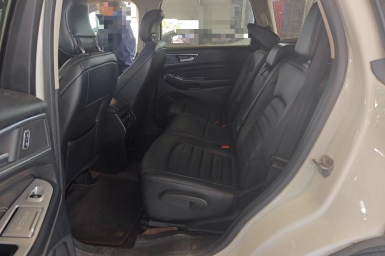 Used Ford Edge 2016 EcoBoost 245 Four-Wheel Drive Titanium Edition 7-Seater
