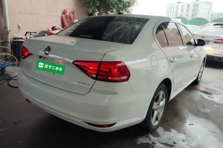 Used Volkswagen Lavida 2017 1.6L Automatic Fashion Edition
