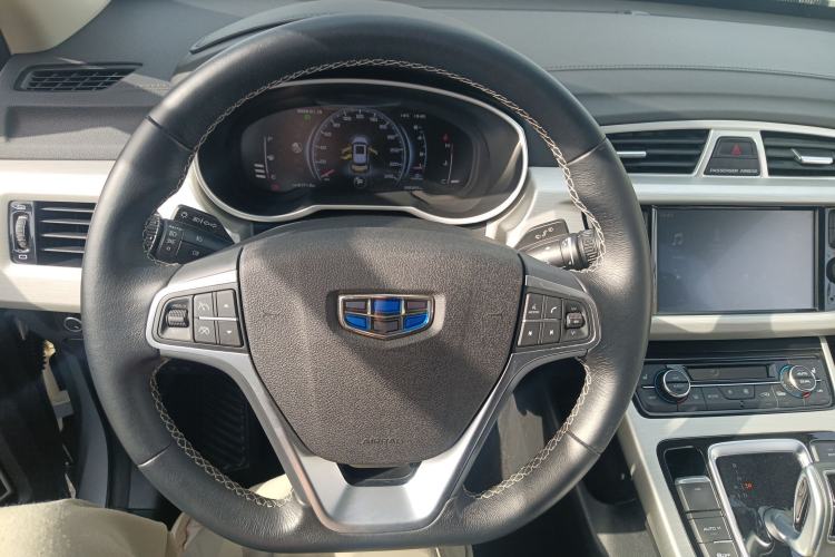Used Geely Auto Emgrand X7 Sport 2020 1.8TD DCT Two-Wheel Drive Smart Connect 4G-Enabled Version
