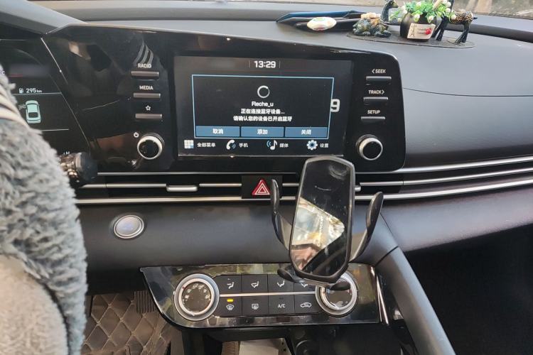 Used Hyundai Elantra 2022 1.5L CVT GLX Elite Edition