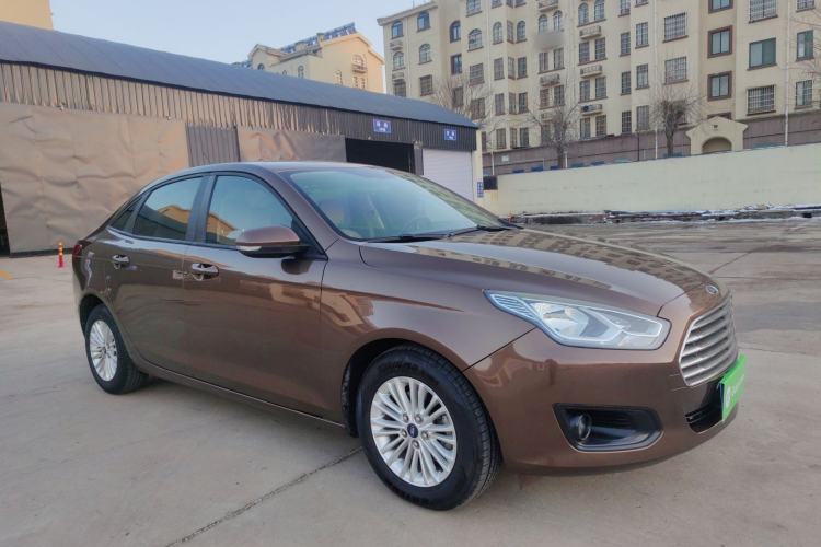Used Ford Escort 2015 1.5L Manual Comfort Model
