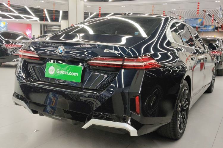 Used BMW 5 Series 2024 530Li Leading Model M Sport Package