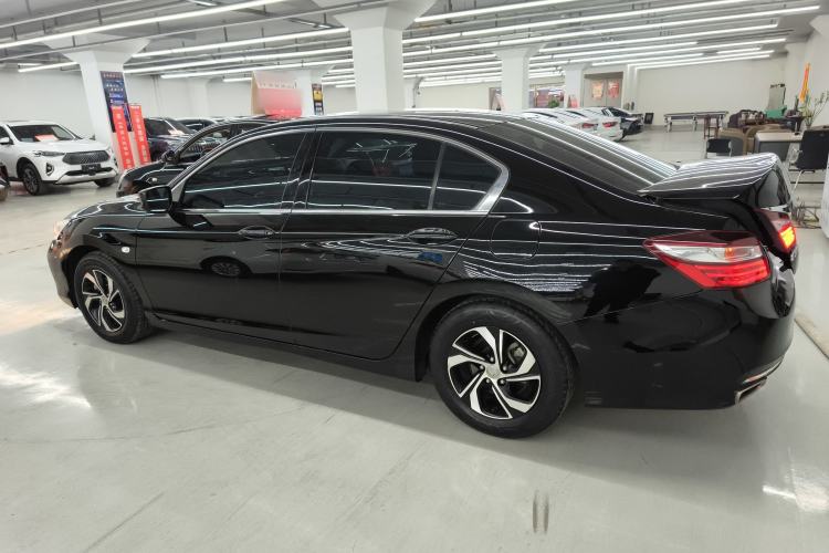 Used Honda Accord 2016 2.0L Elite Edition
