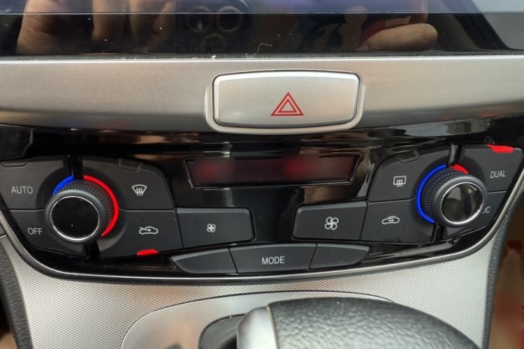 Used Haval M6 2019 1.5T DCT Two-Wheel Drive Elite Version China VI Standard
