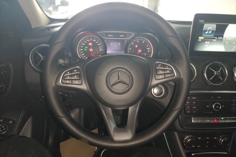 Used Mercedes-Benz GLA 2017 GLA 200 Sport Edition