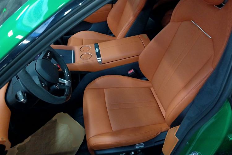 Used  YU7 2025 Ultra-Long Range High-Performance All-Wheel-Drive Max Edition
