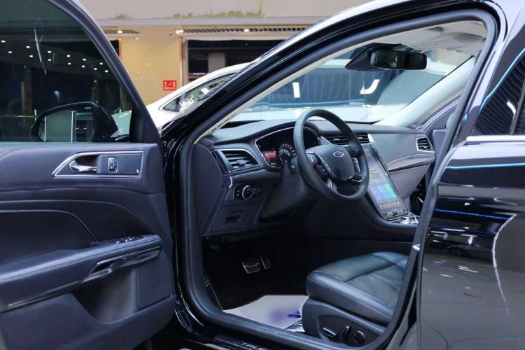 Used Ford Taurus 2019 EcoBoost 245 Premium Edition
