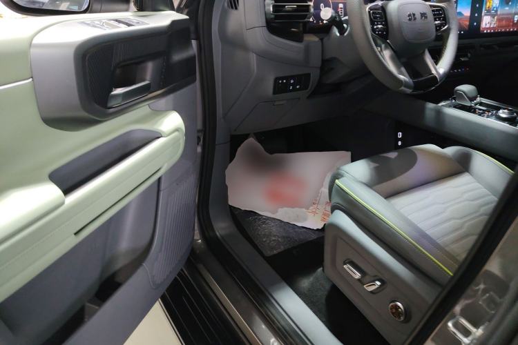 Used BAIC Off-Road BJ40 2024 2.0D All-New Blade Hero Crosser
