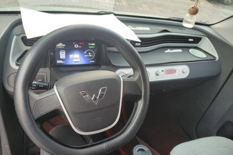 Used Wuling Hongguang MINIEV 2021 Macaron Premium Model – Lithium Iron Phosphate
