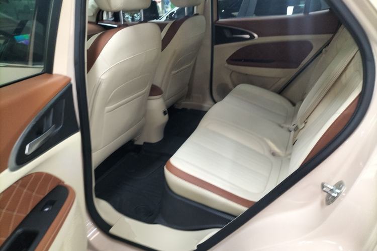 Used ORA Good Cat 2022 Morandi Edition 500 km Long Range Luxury Version Lithium Ternary
