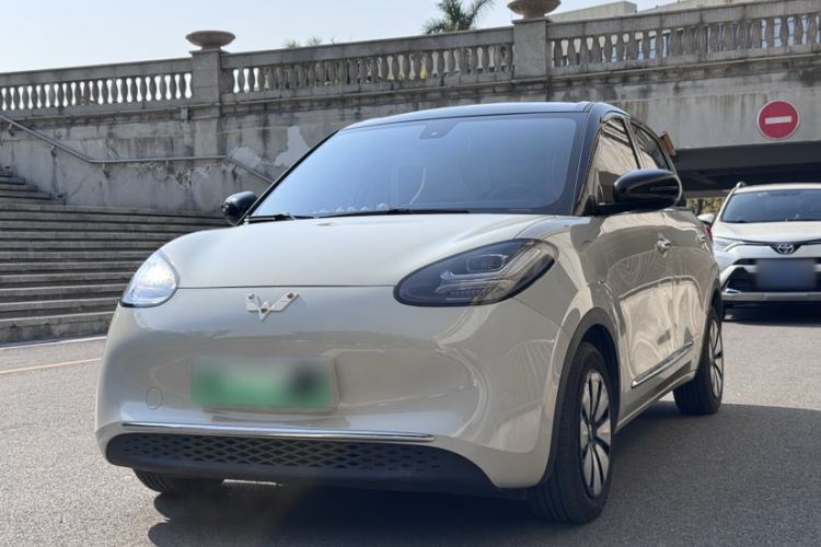 Used Wuling Bingo 2023 333 km Lingxi Connected+ Version

