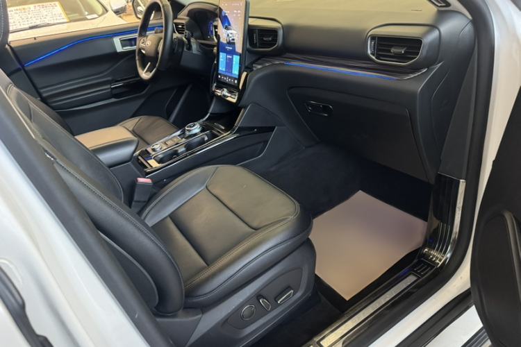 Used Ford Explorer 2020 EcoBoost 285 4x4 Titanium Edition 6 Seats
