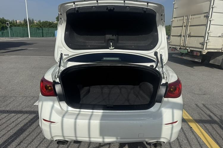 Used Infiniti Q50L 2016 2.0T Enjoyment Edition
