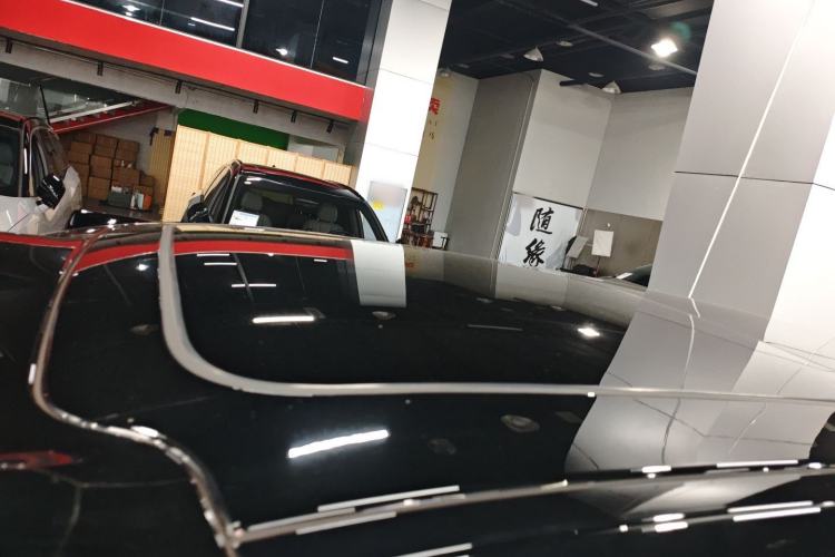 Used Nio ES8 2023 75 kWh Executive Edition
