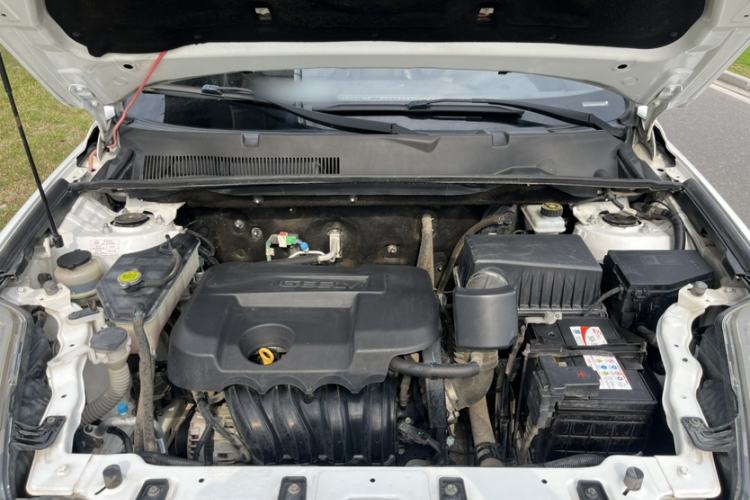 Used Geely Auto GX7 2015 Classic Edition 1.8L Manual Elite Model China V Standard
