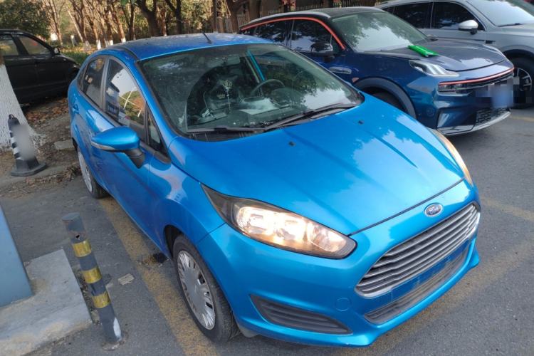 Used Ford Fiesta 2013 Sedan 1.5L Manual Fashion Edition