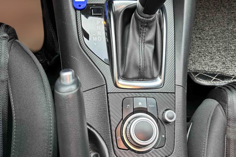 Used Mazda Mazda 3 Axela 2016 Sedan 1.5L Automatic Comfort Model
